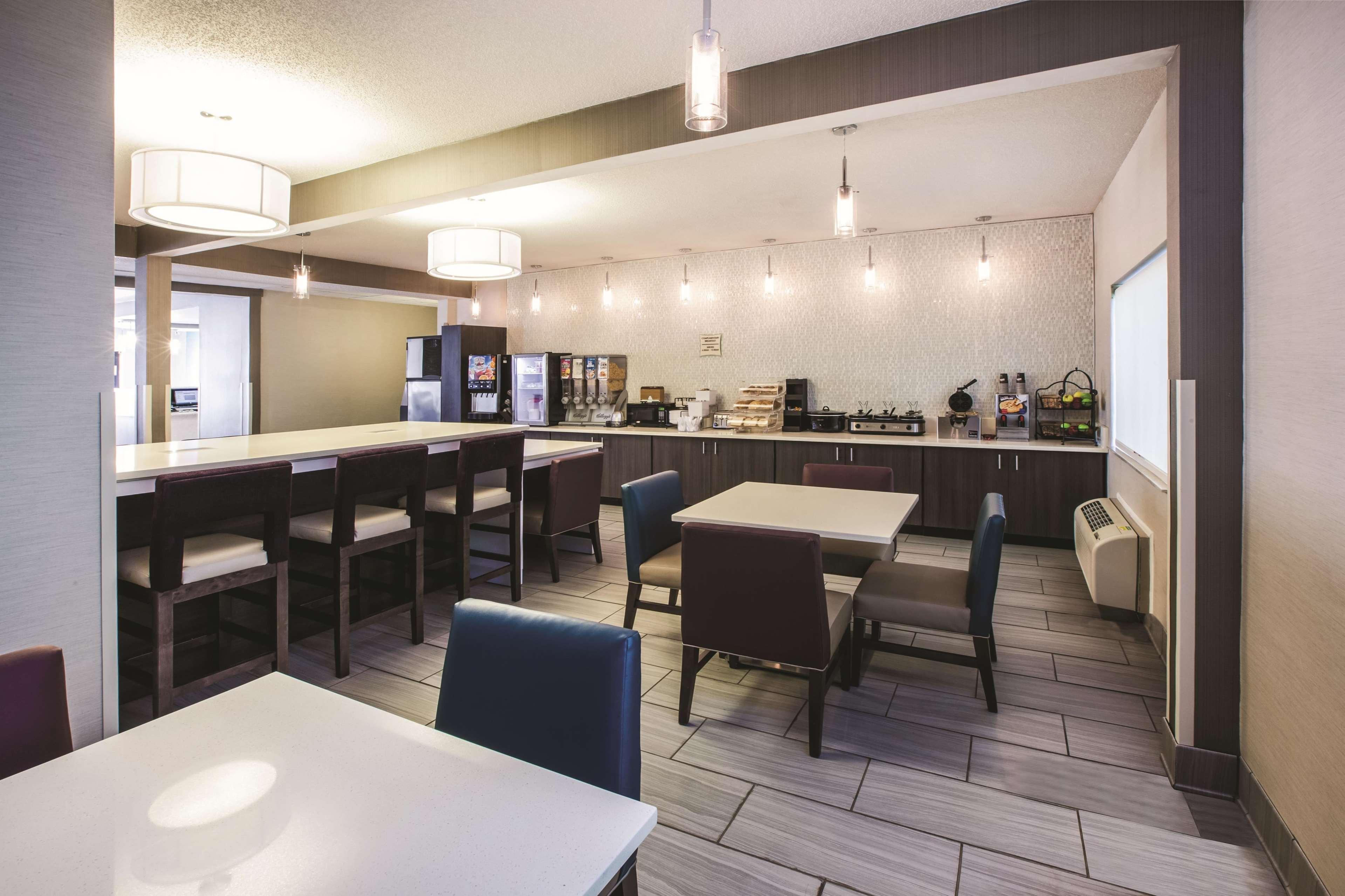 La Quinta Inn By Wyndham Indianapolis North Εξωτερικό φωτογραφία