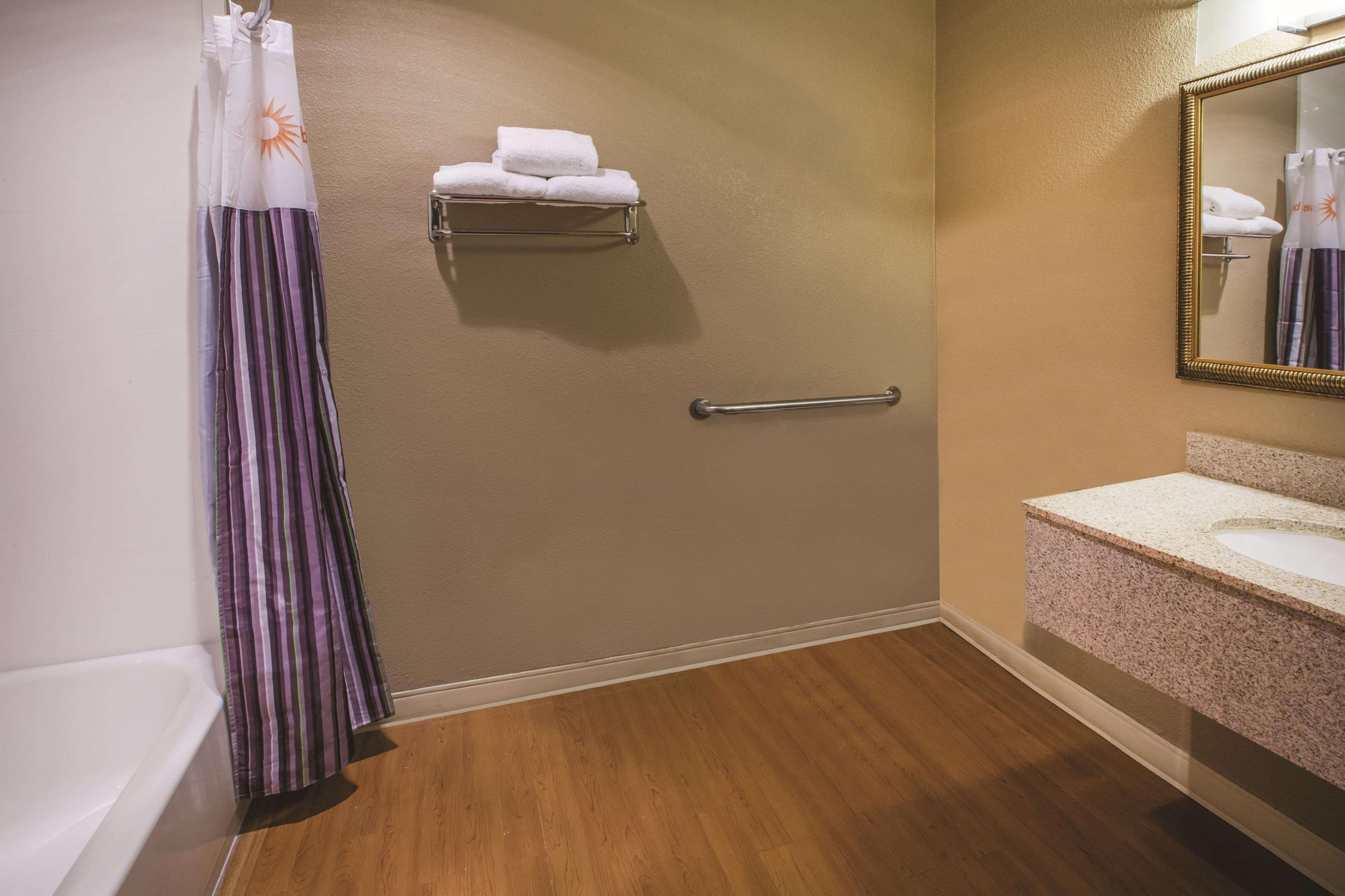 La Quinta Inn By Wyndham Indianapolis North Εξωτερικό φωτογραφία